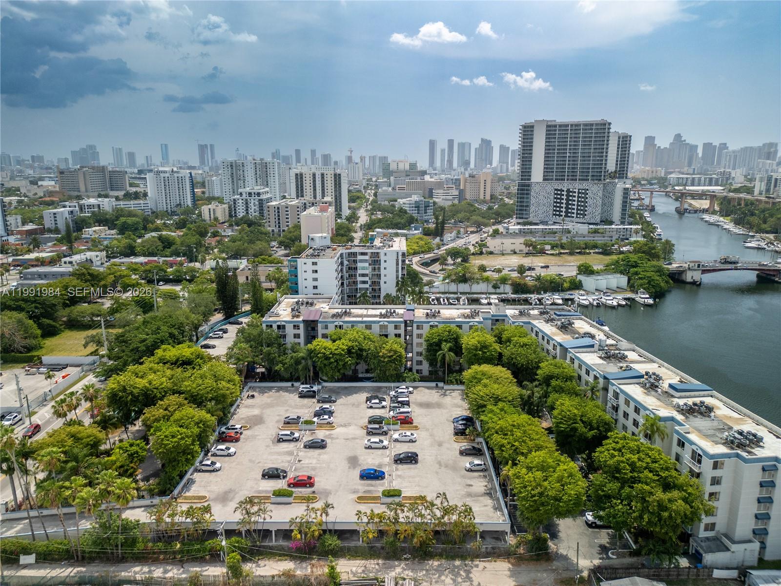 1720 NW N River Dr # 613