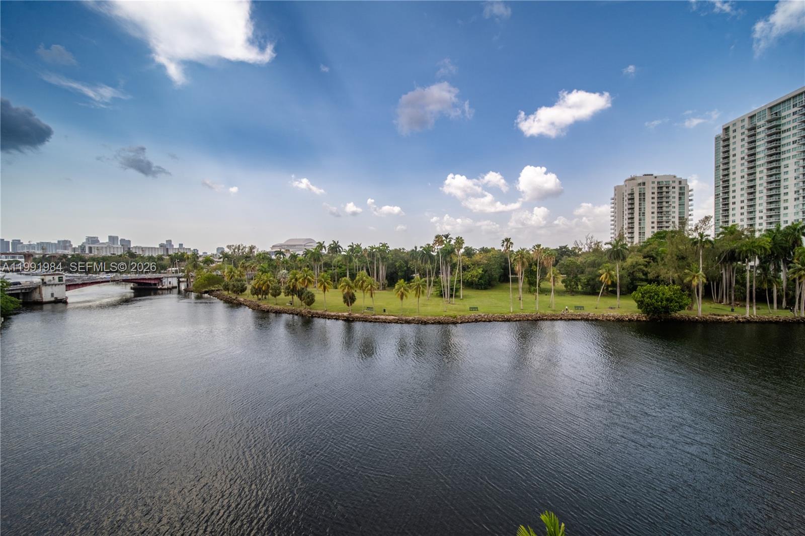 1720 NW N River Dr # 613