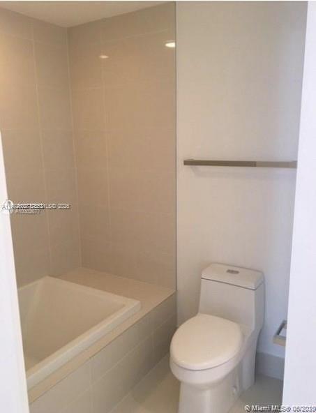 55 SW 9th St # 3709