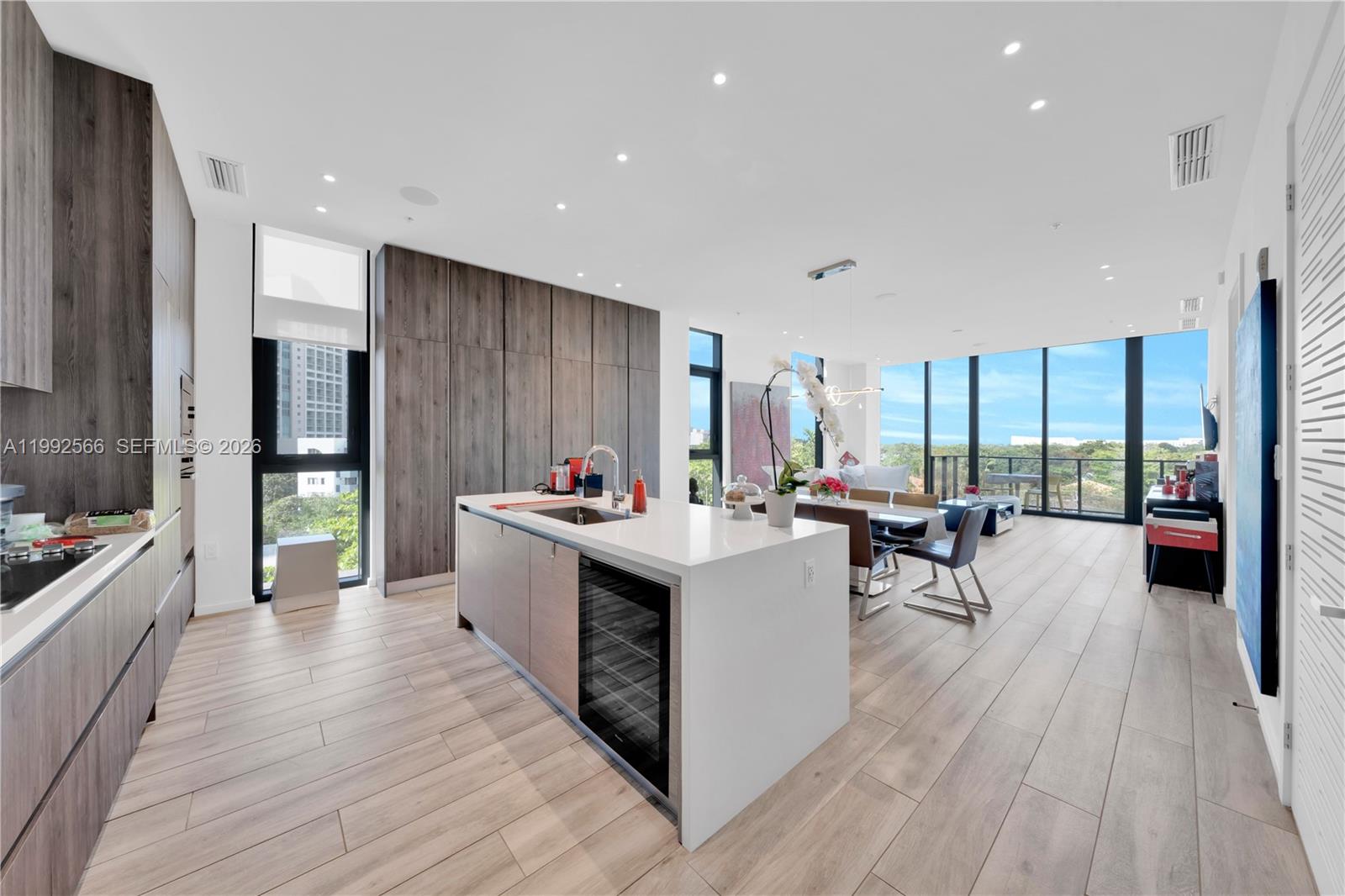 3156 SW 27th Ave # 501