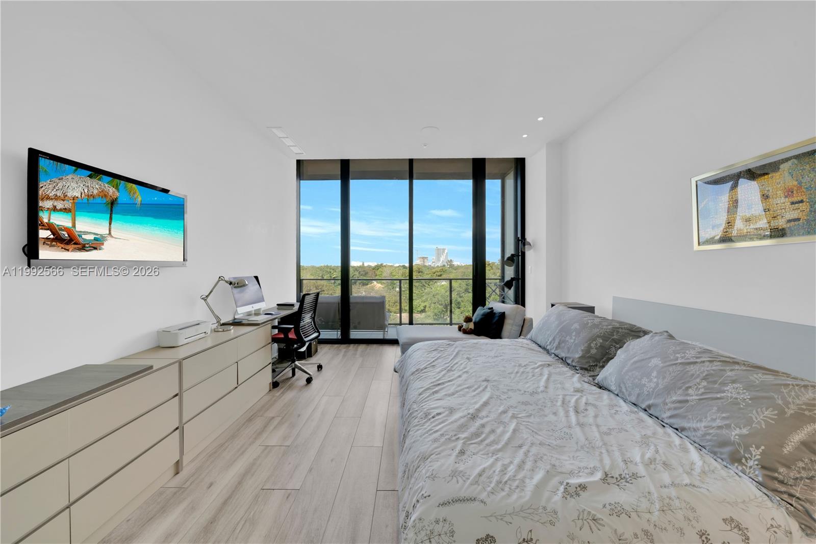 3156 SW 27th Ave # 501