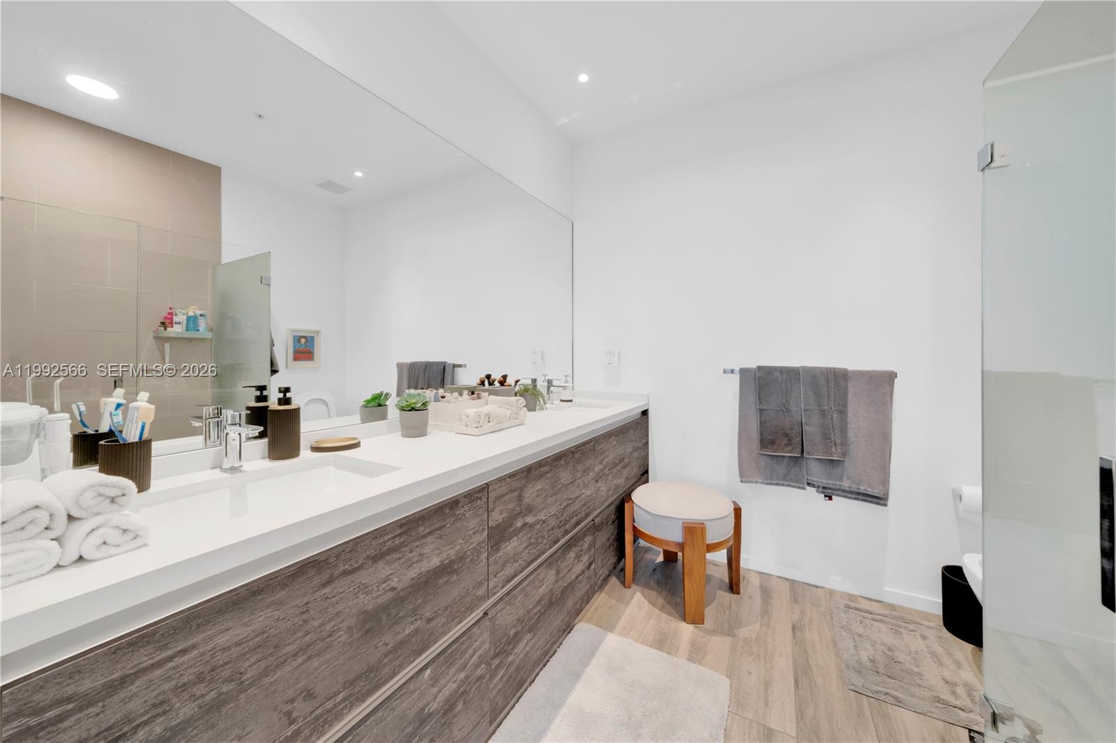 3156 SW 27th Ave # 501