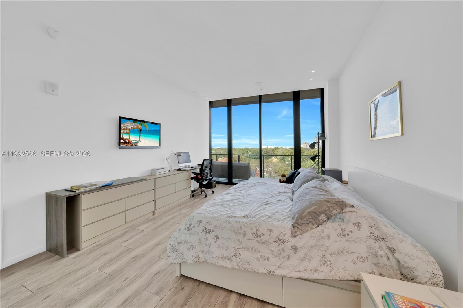 3156 SW 27th Ave # 501