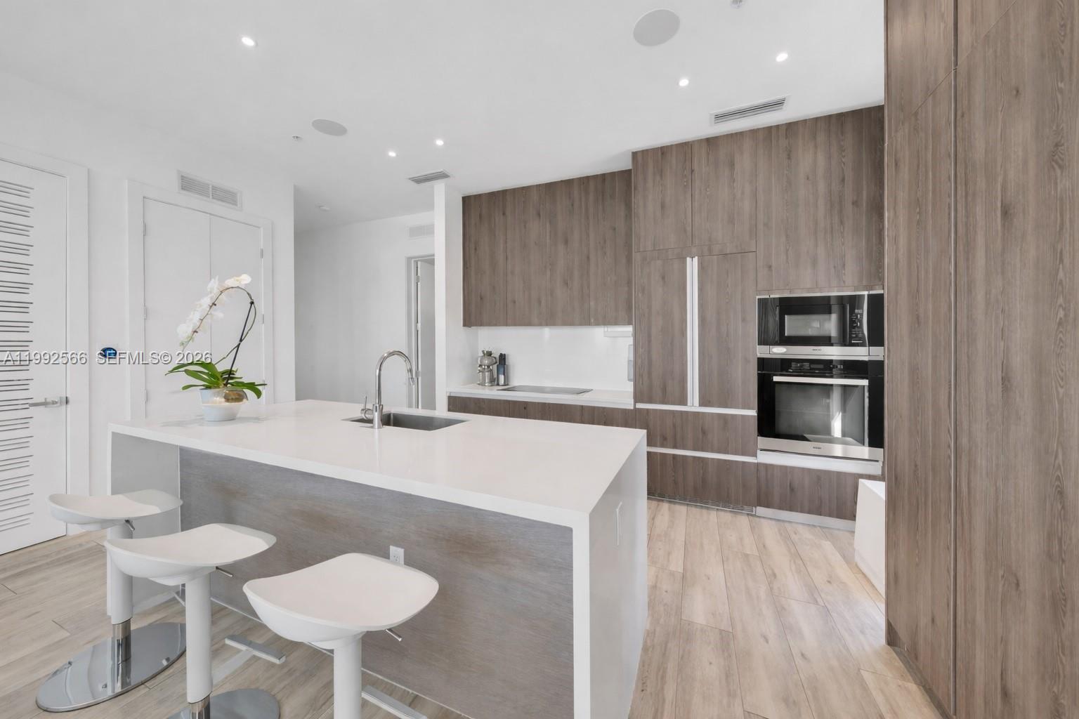 3156 SW 27th Ave # 501