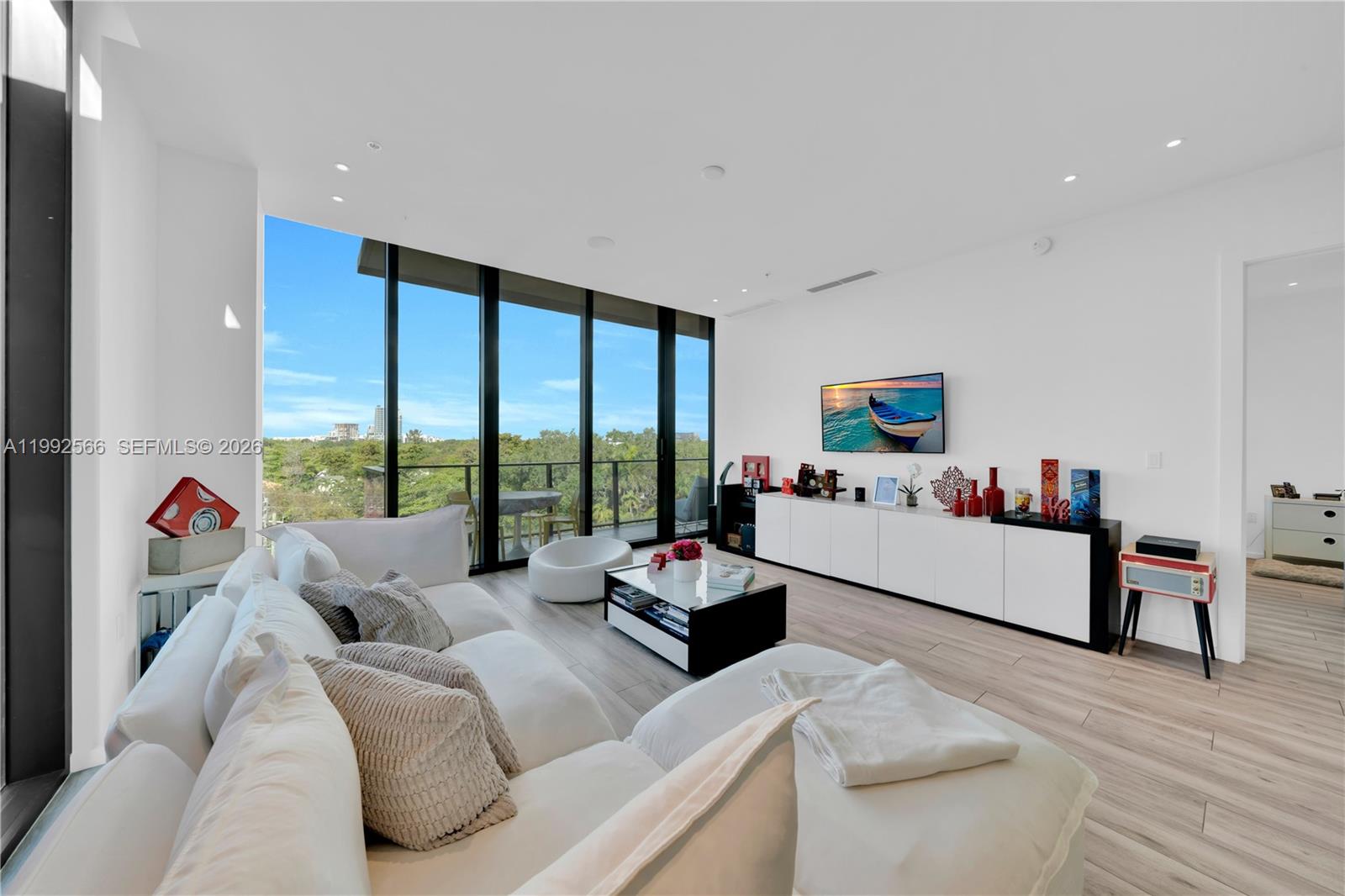 3156 SW 27th Ave # 501