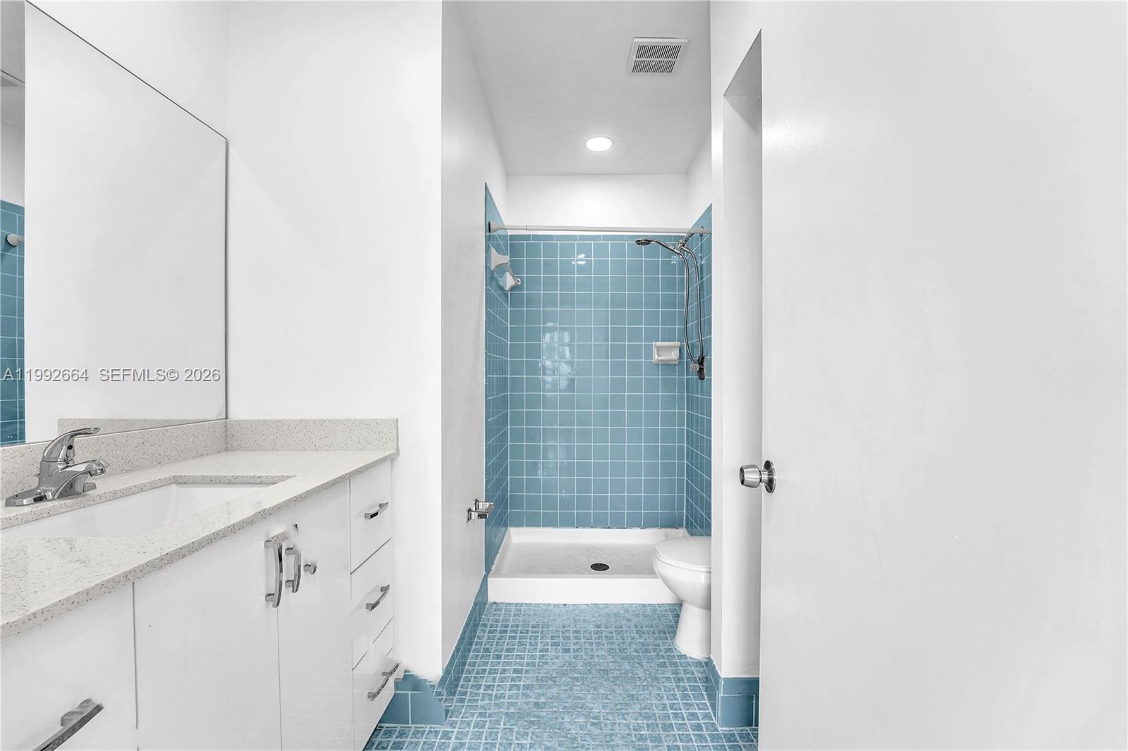 7668 SW 152nd Ave # 211 Unit: 2-211