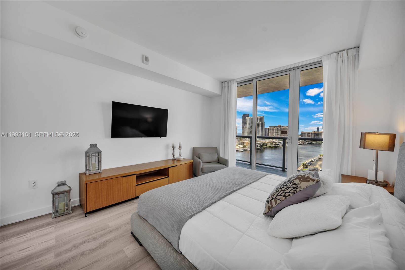 2602 E Hallandale Beach Blvd Unit: R2805