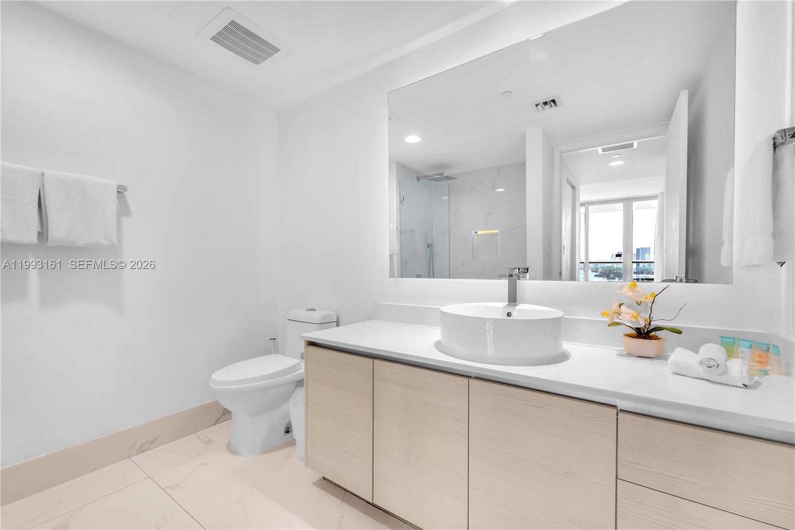 2602 E Hallandale Beach Blvd Unit: R2805