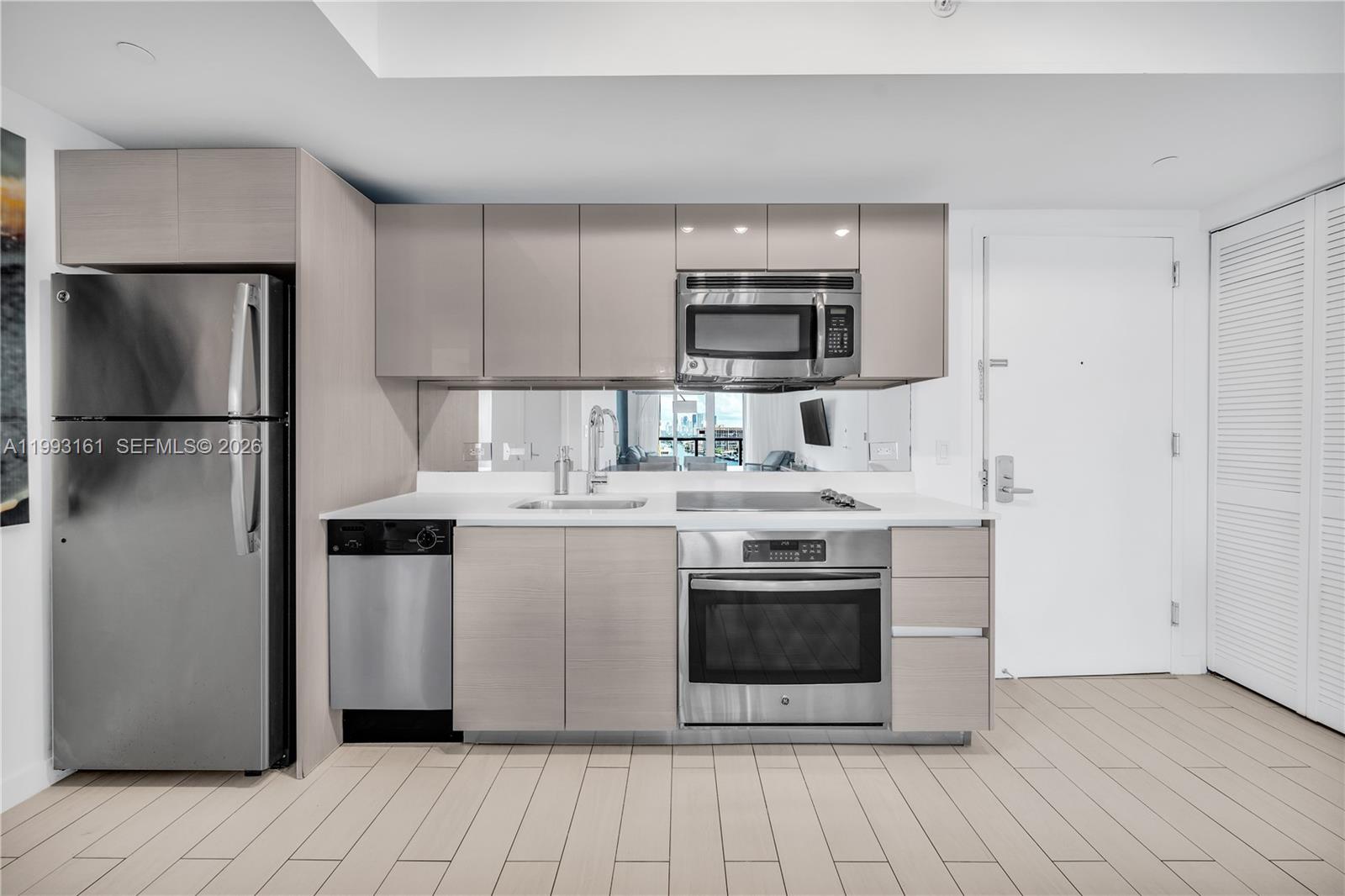 2602 E Hallandale Beach Blvd Unit: R2805