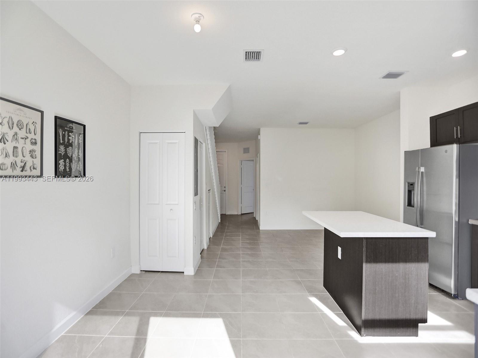 3436 W 111th Pl