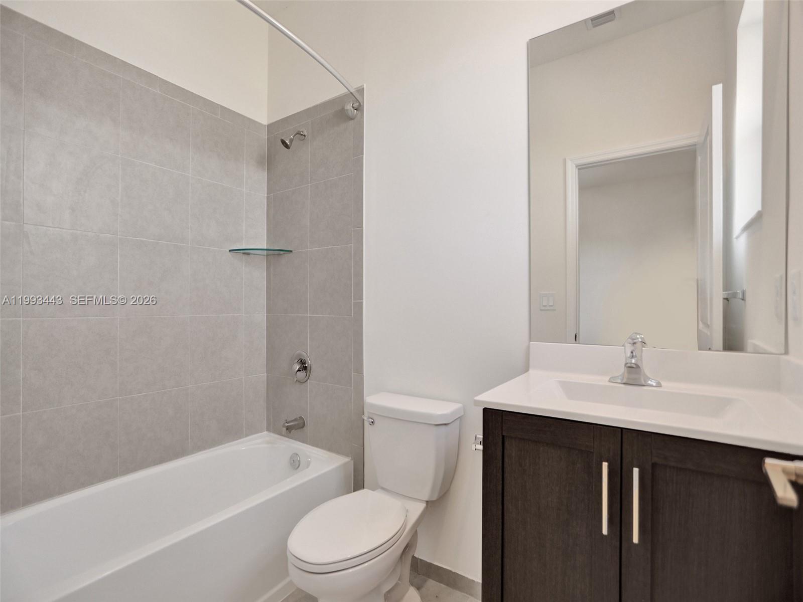 3436 W 111th Pl