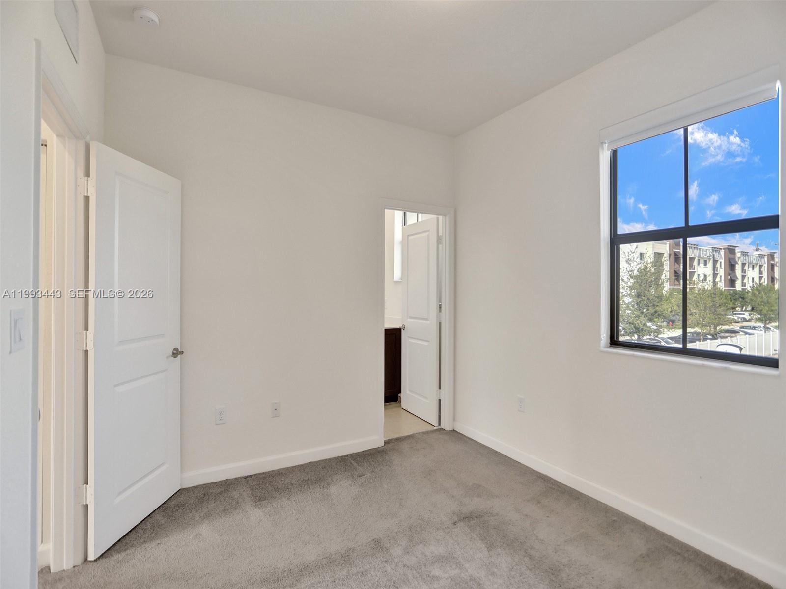 3436 W 111th Pl