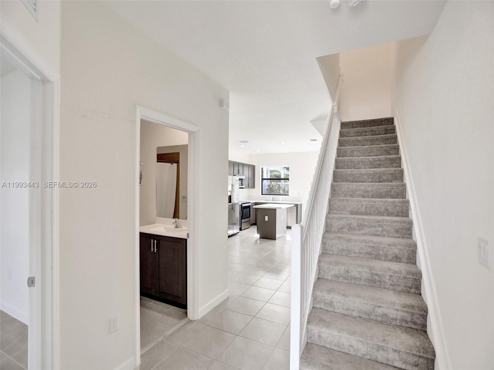 3436 W 111th Pl