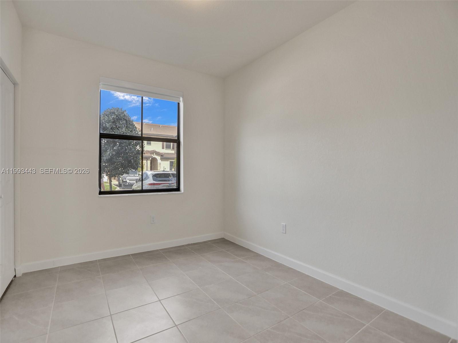 3436 W 111th Pl