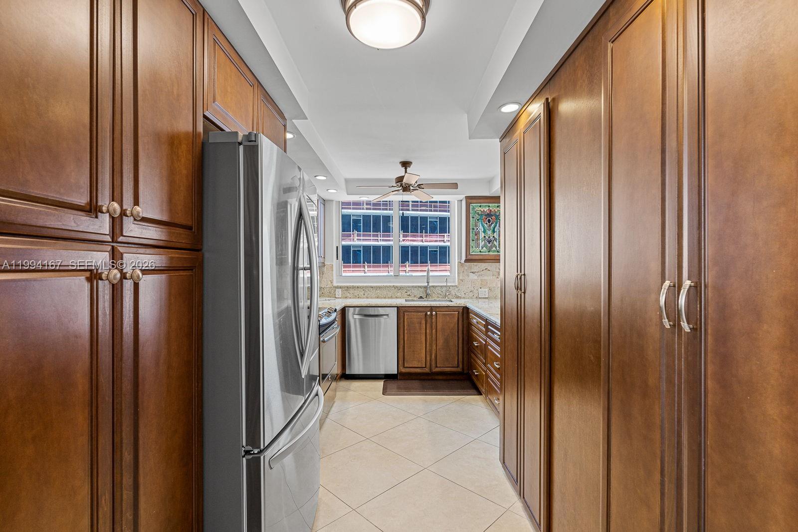 1360 S Ocean Blvd # 1605