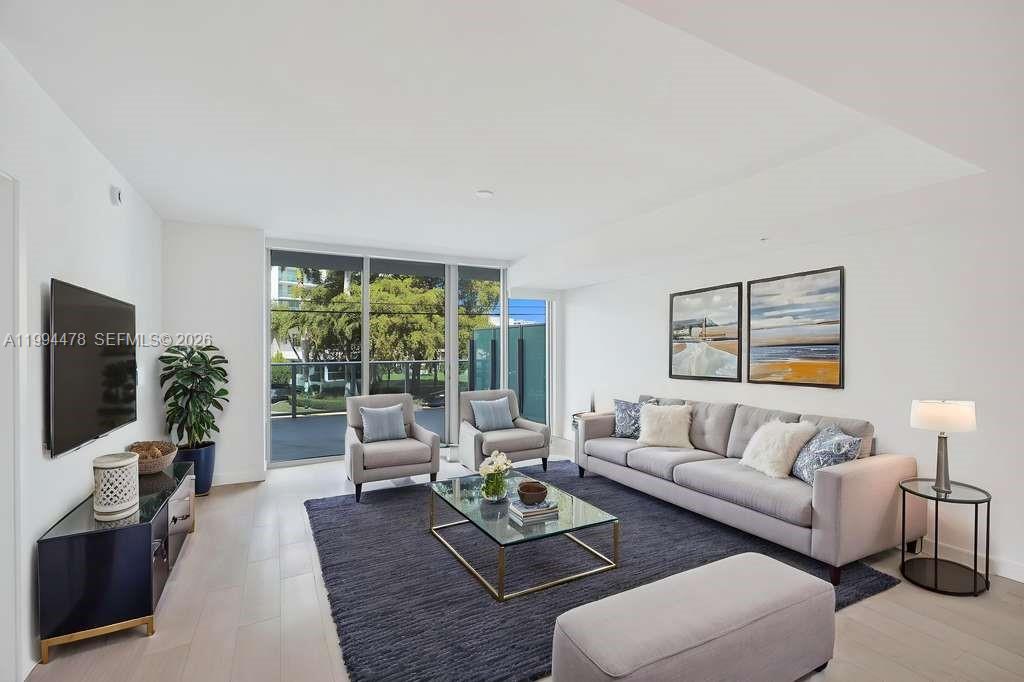 9221 E Bay Harbor Dr # 210