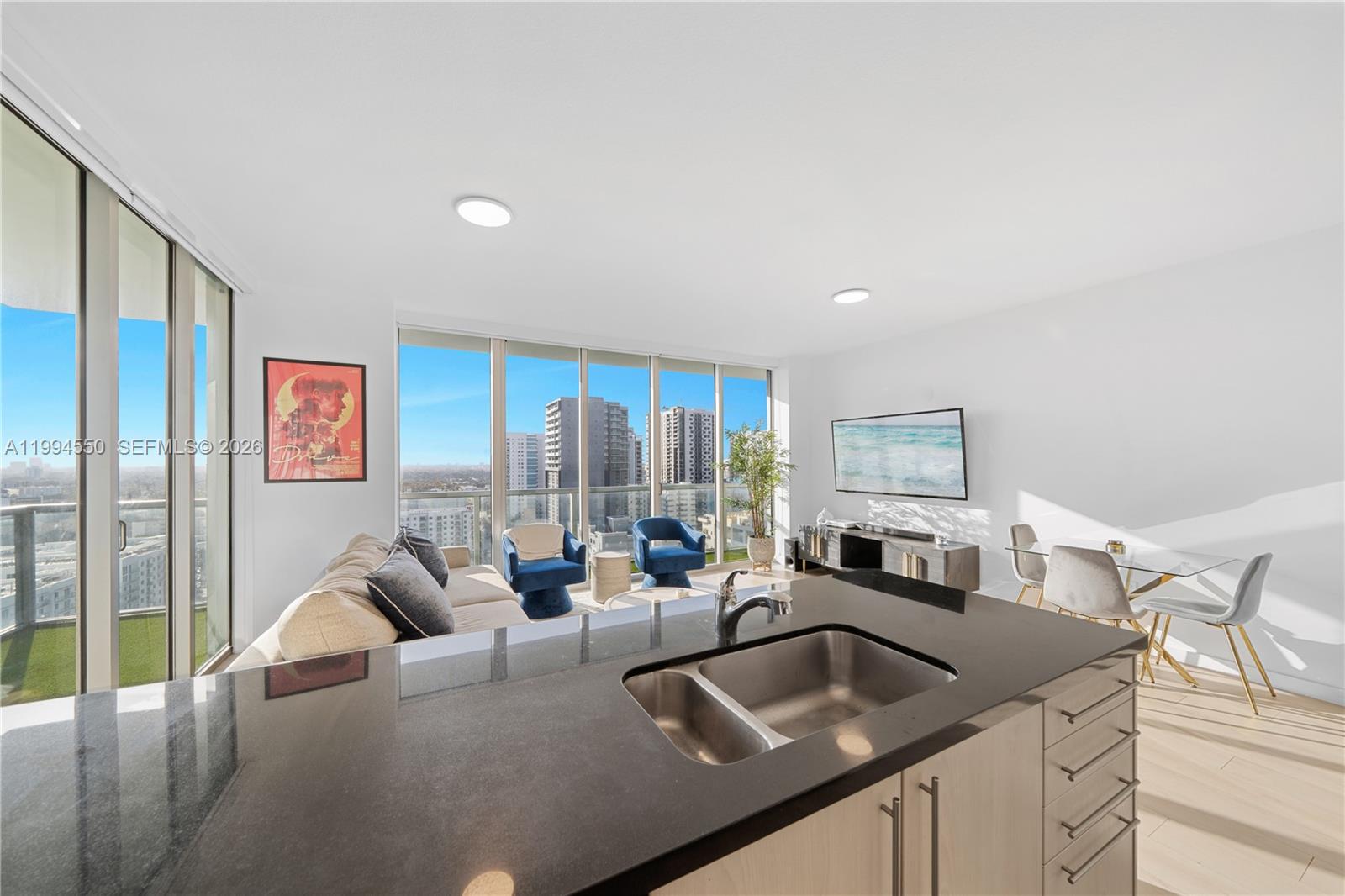 1111 SW 1st Ave Unit: 2114-N