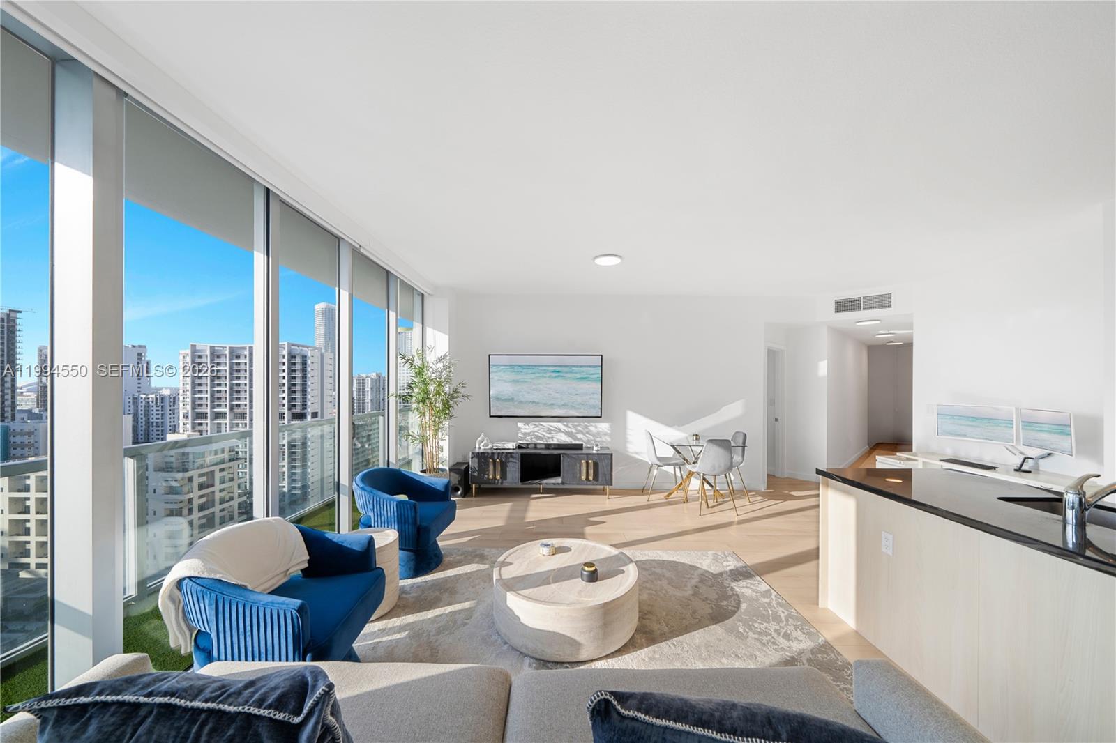 1111 SW 1st Ave Unit: 2114-N