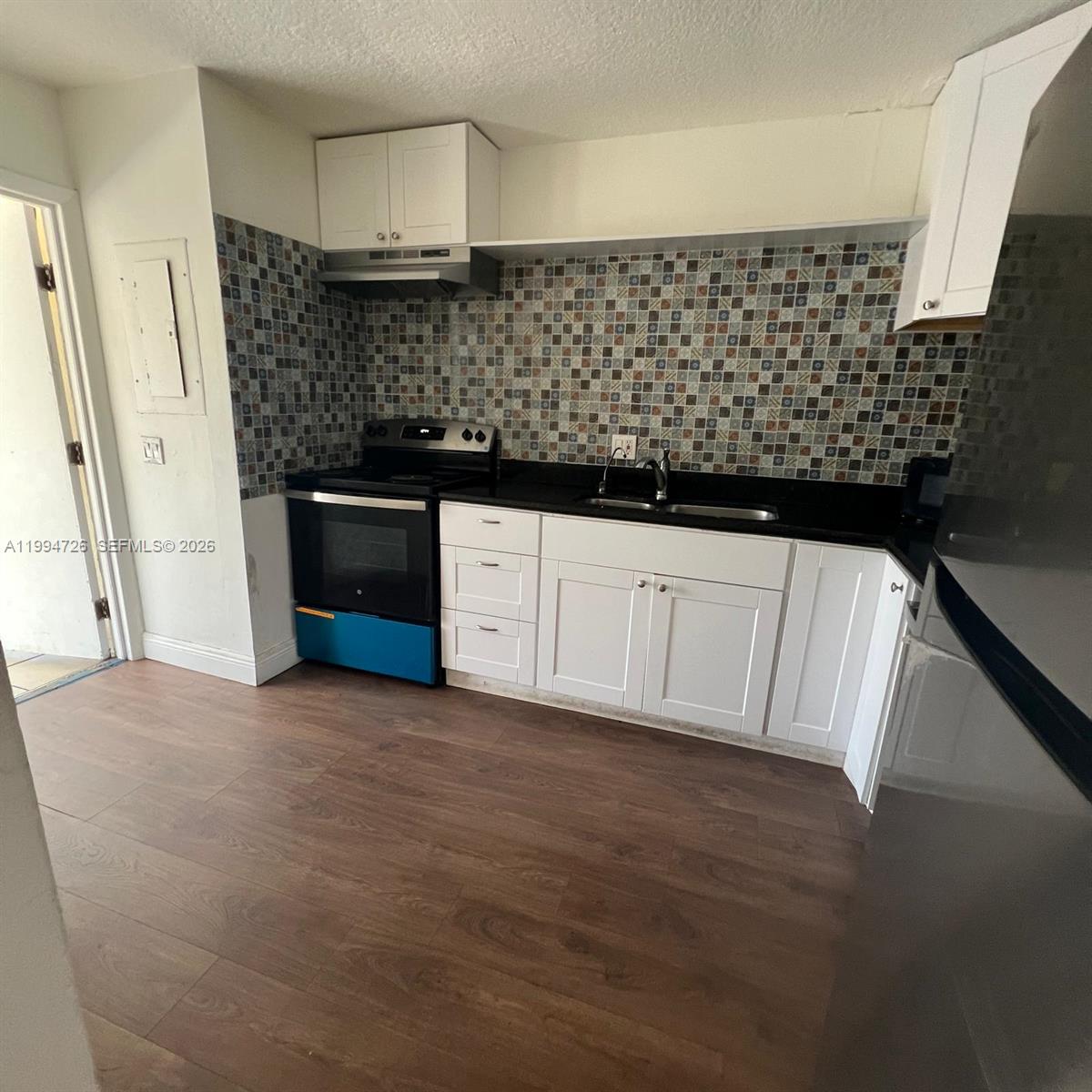 109 SW 1st Ave