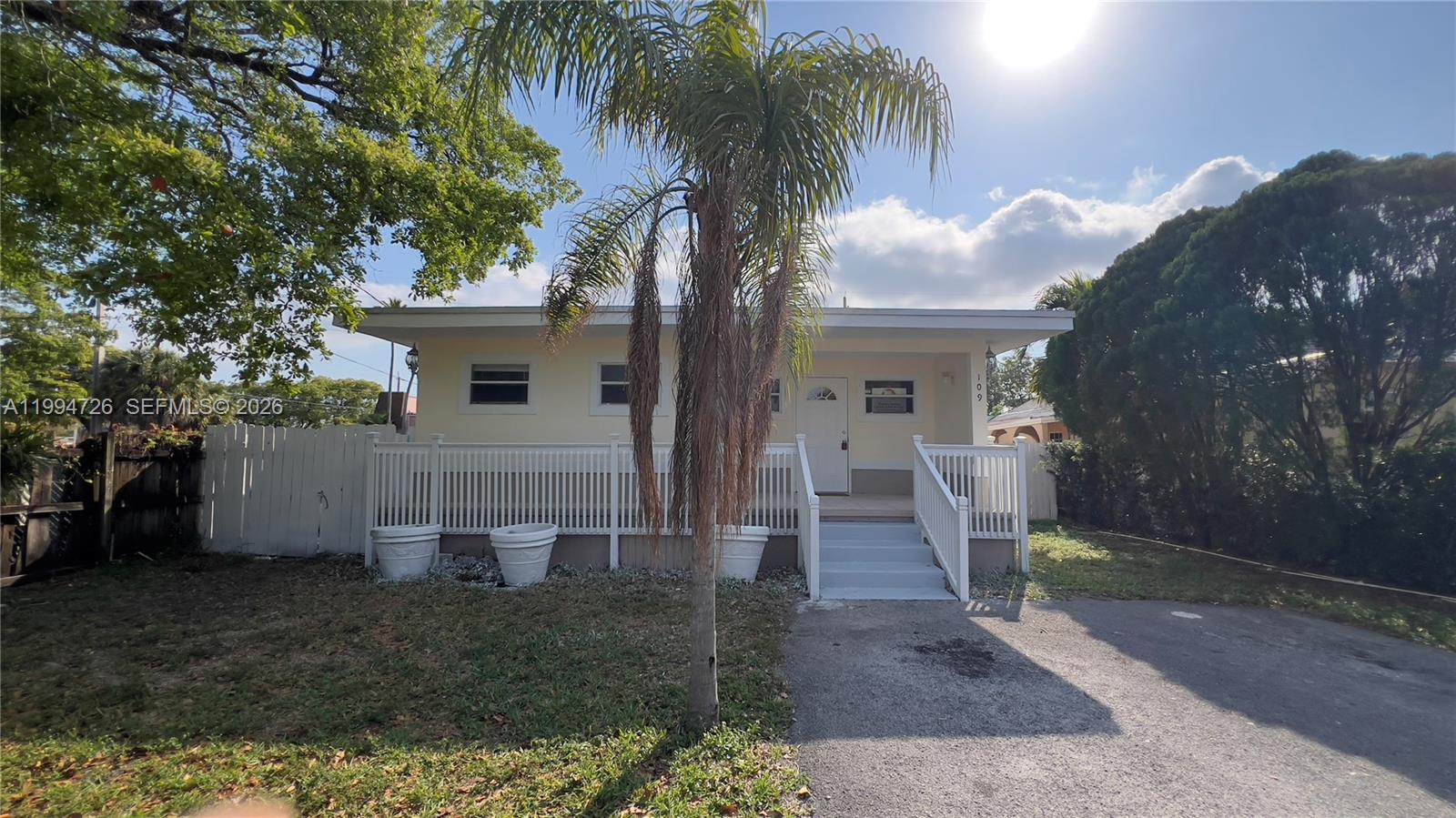 109 SW 1st Ave