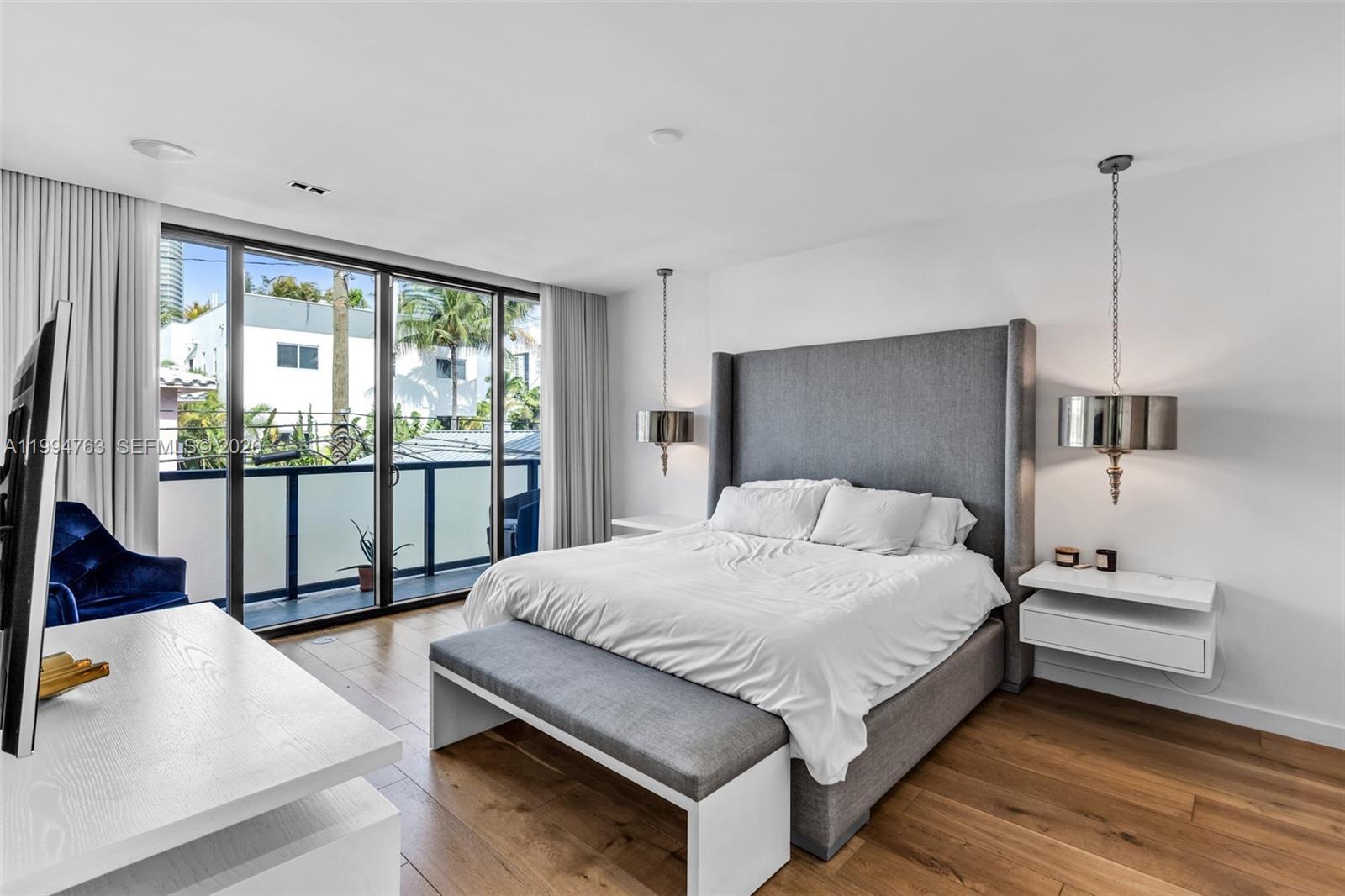 350 Meridian Ave # 202