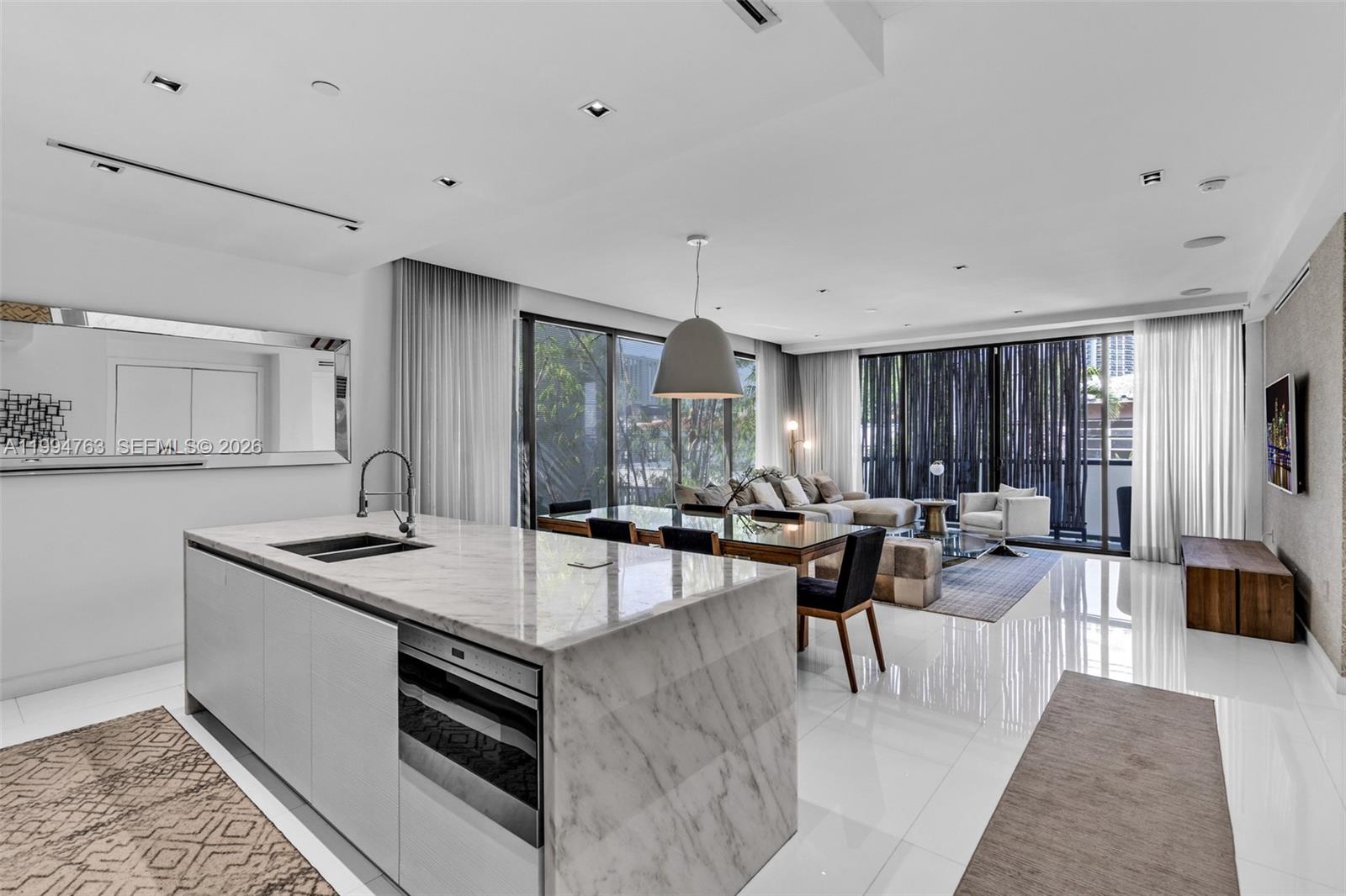 350 Meridian Ave # 202