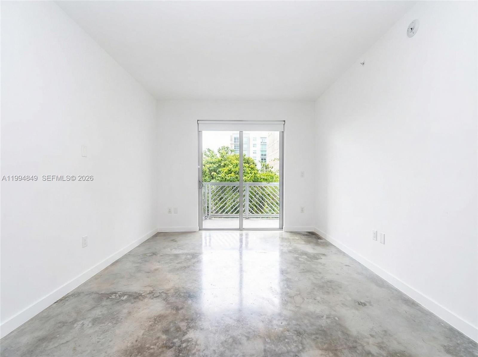 761 NW 1st St # 302