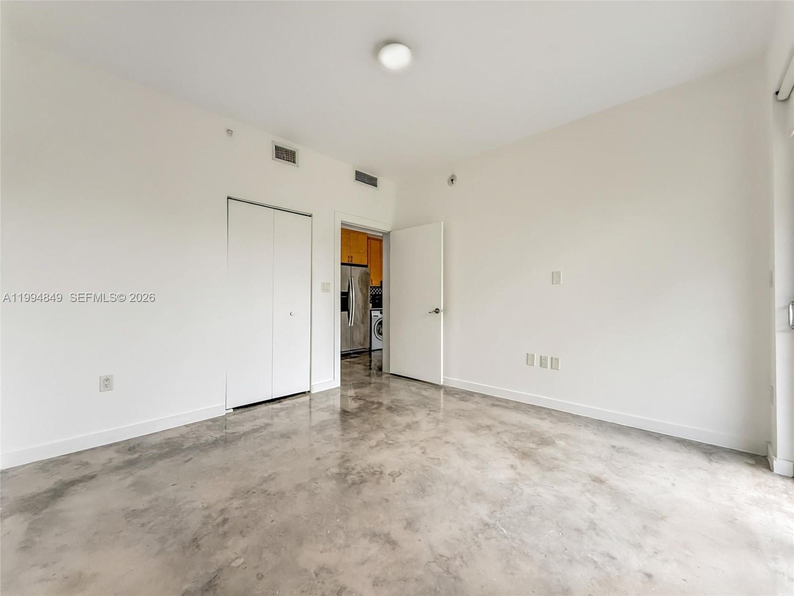 761 NW 1st St # 302