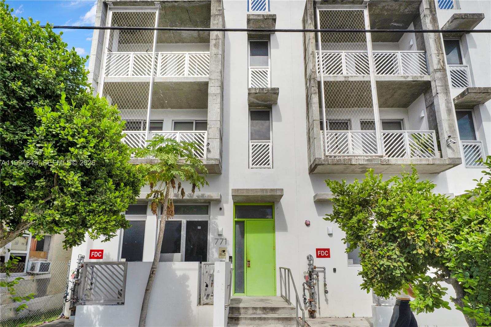 761 NW 1st St # 302