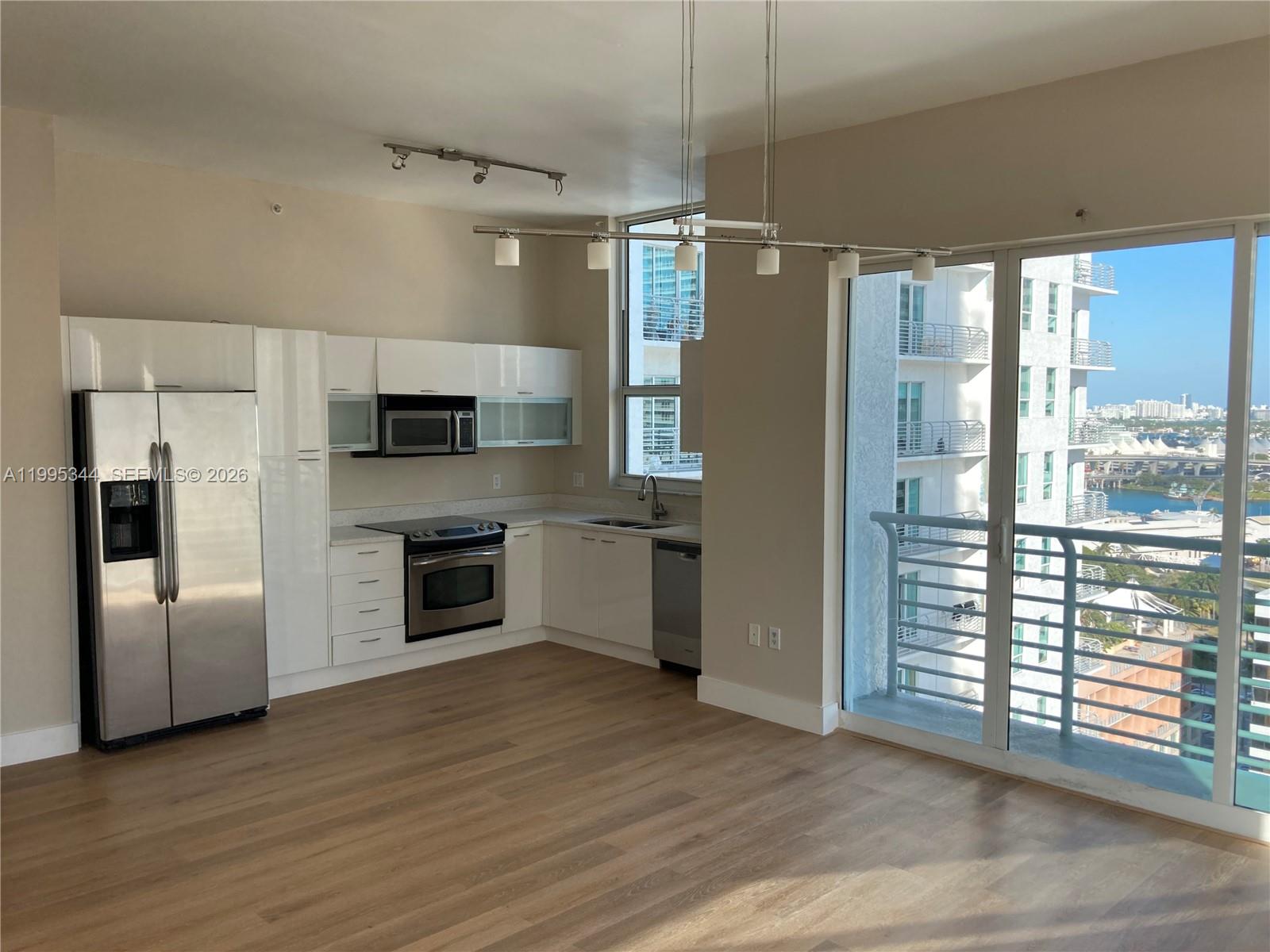 133 NE 2nd Ave # 2112