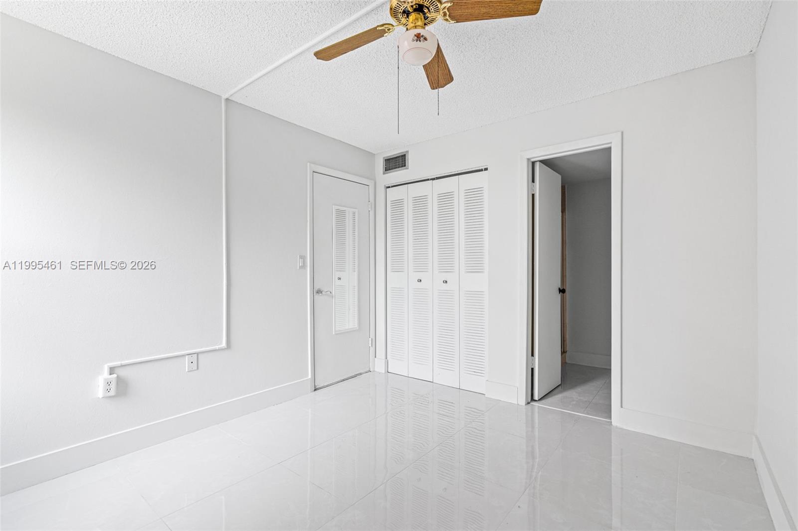 4801 NW 7th St # 16 Unit: 407-16