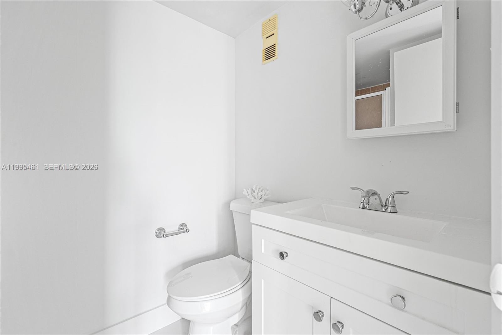 4801 NW 7th St # 16 Unit: 407-16