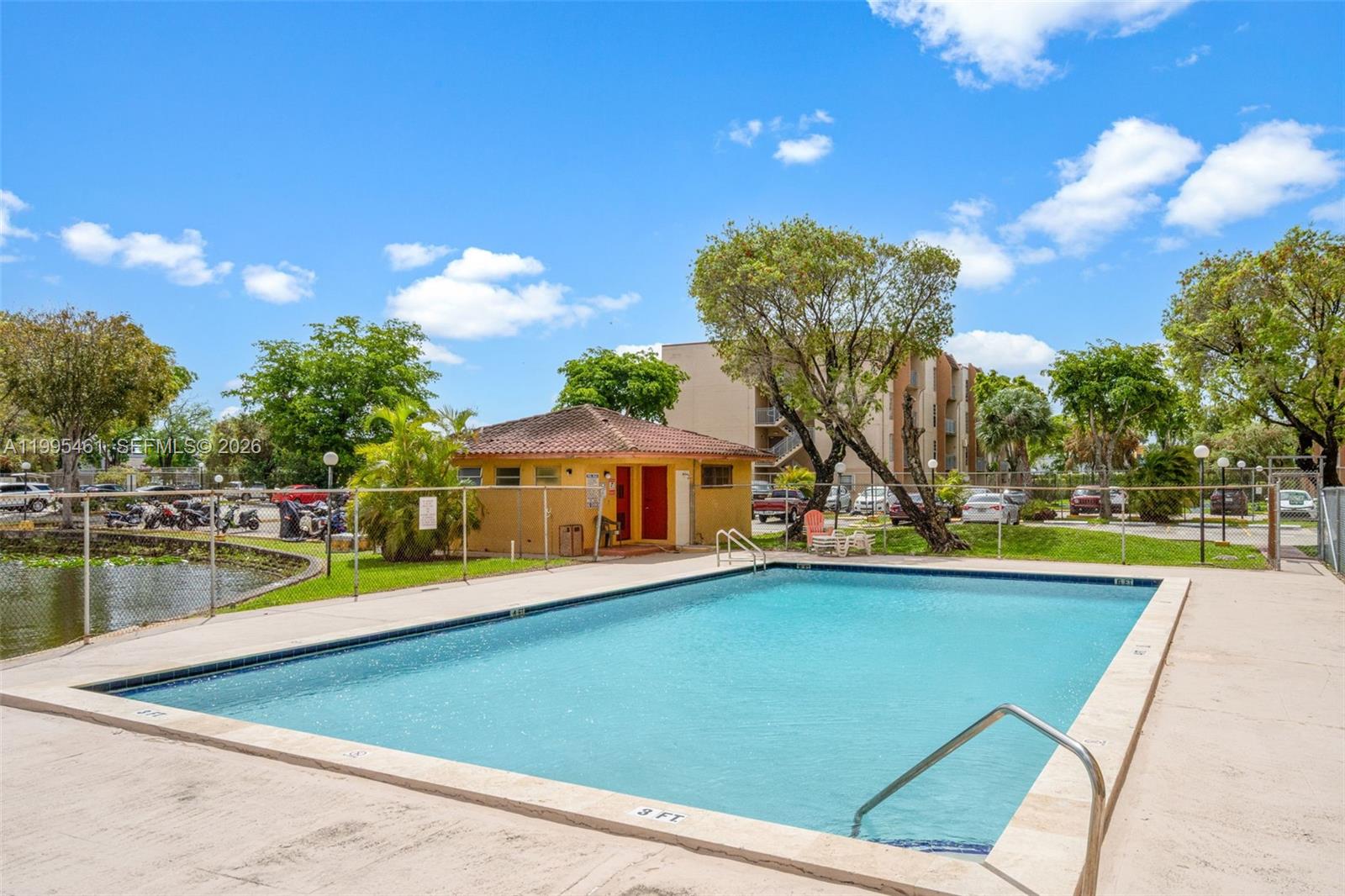 4801 NW 7th St # 16 Unit: 407-16