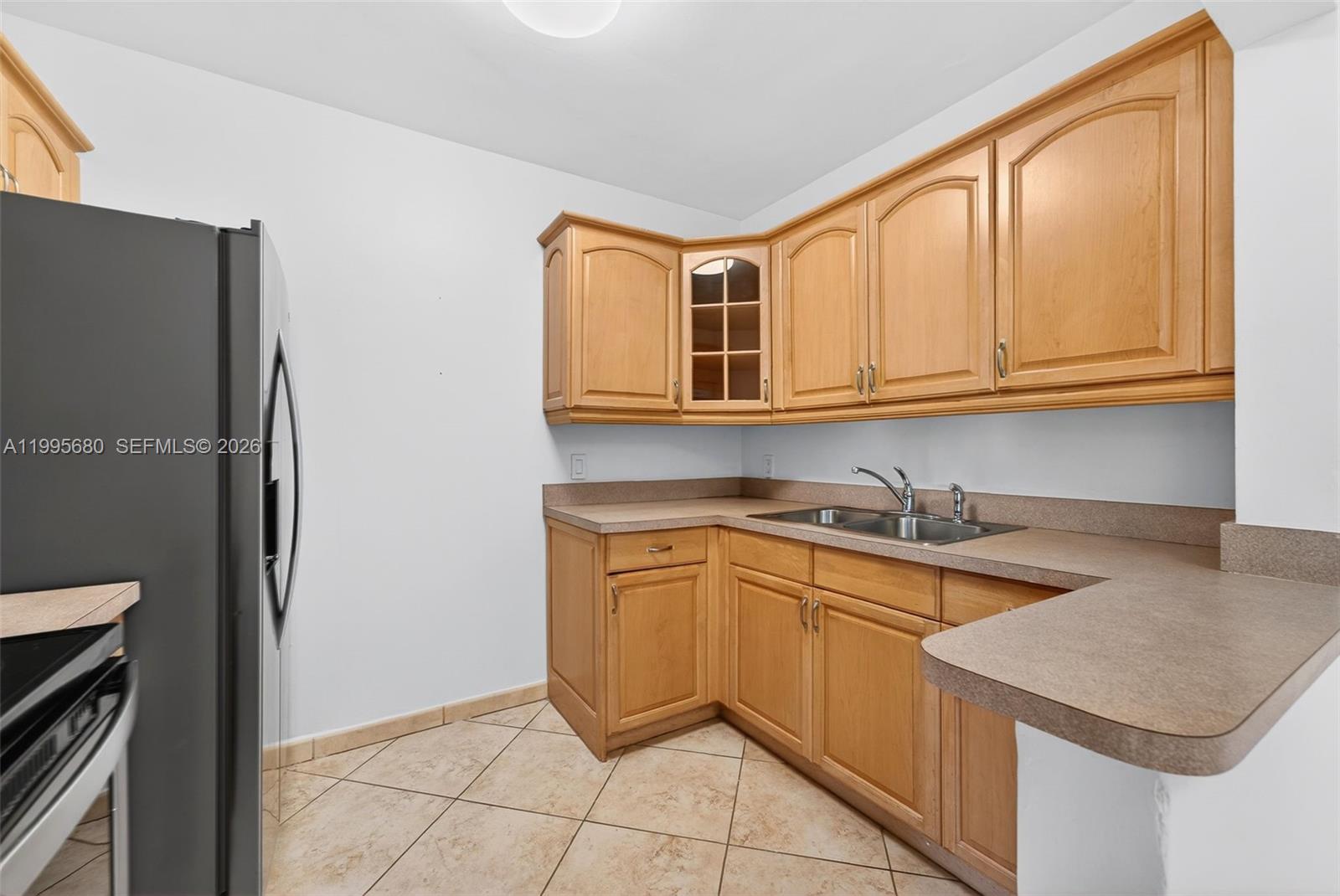 6447 SW 10th St Unit: .