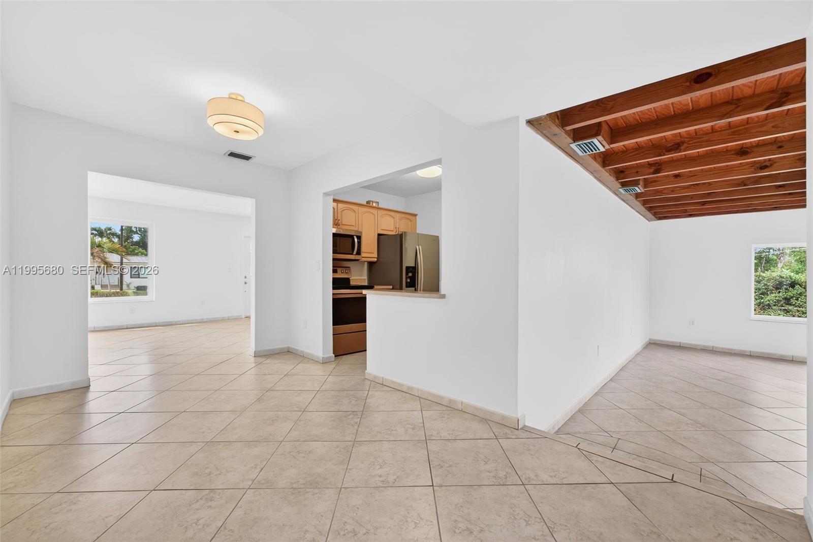 6447 SW 10th St Unit: .