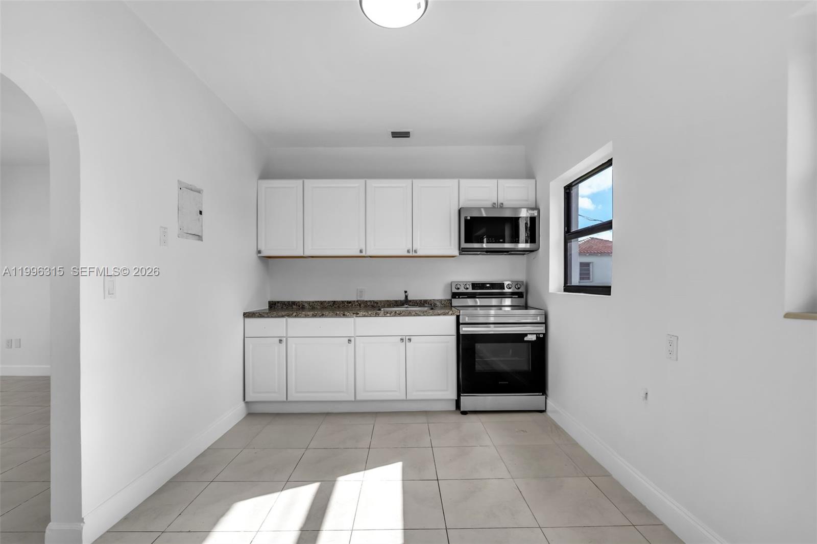 130 SW 31st Ct # 3