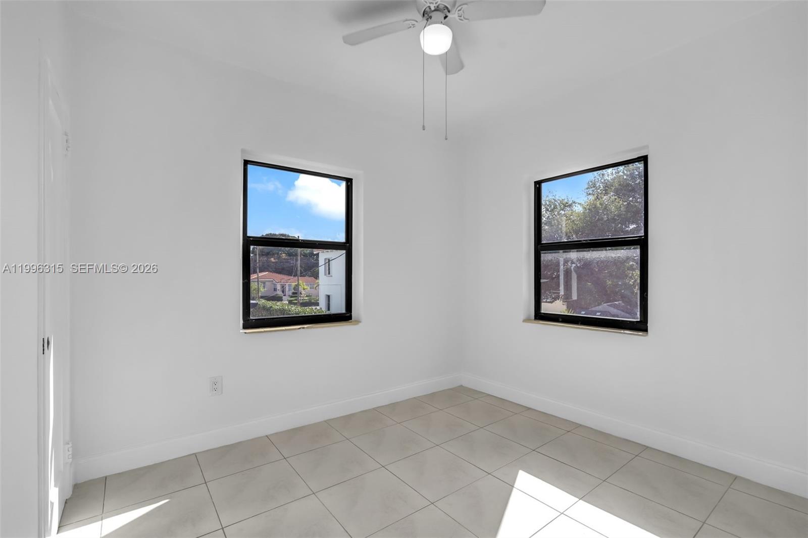 130 SW 31st Ct # 3
