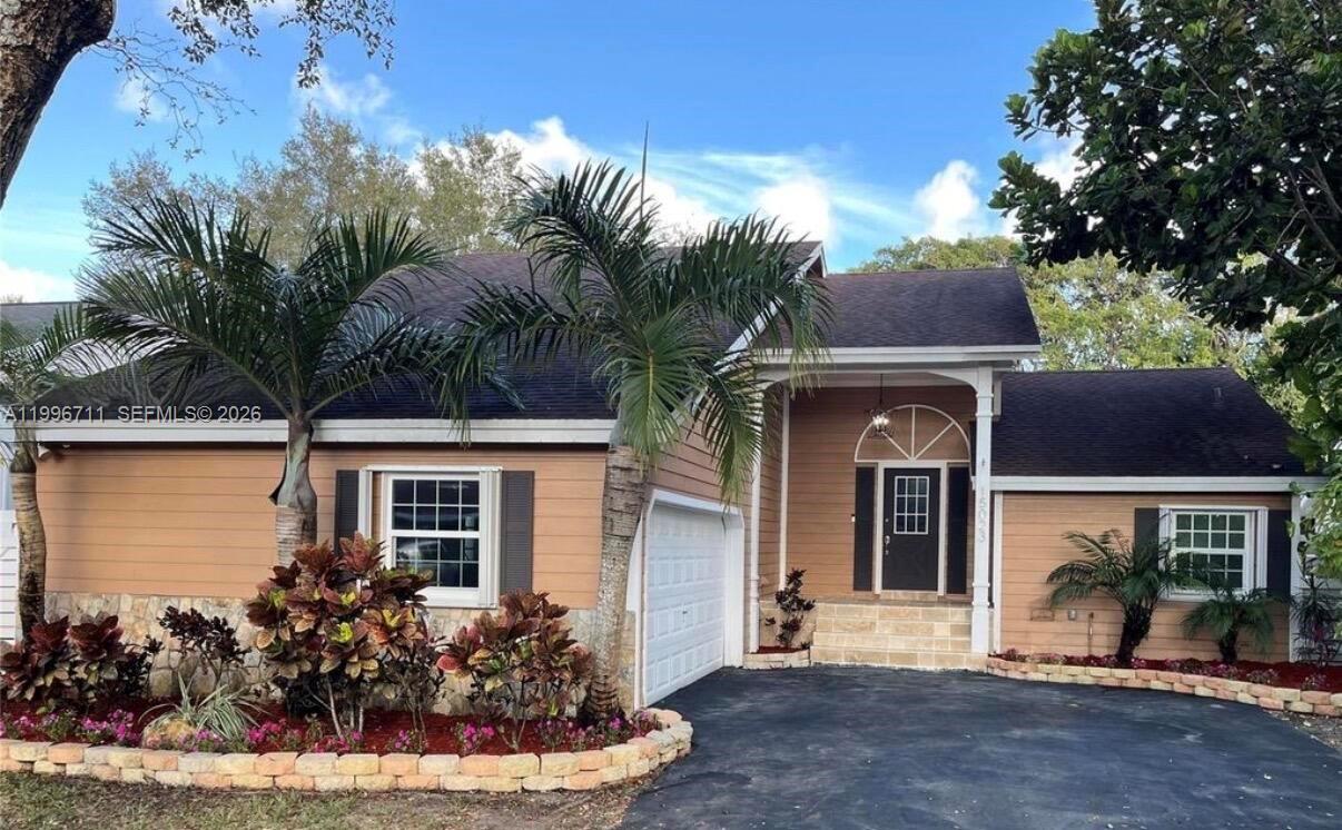 15023 SW 139th Pl