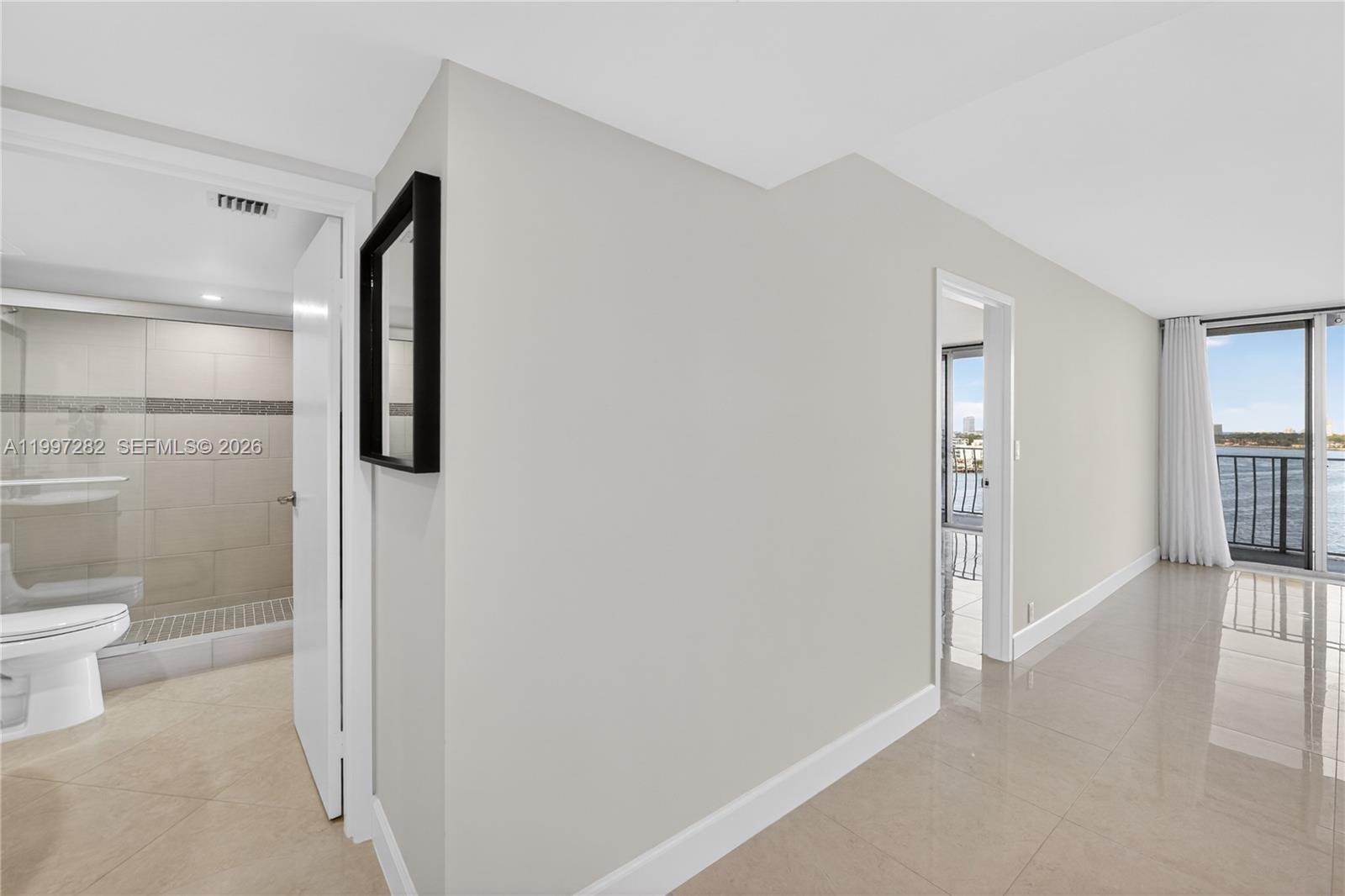 7601 E Treasure Dr # 1119