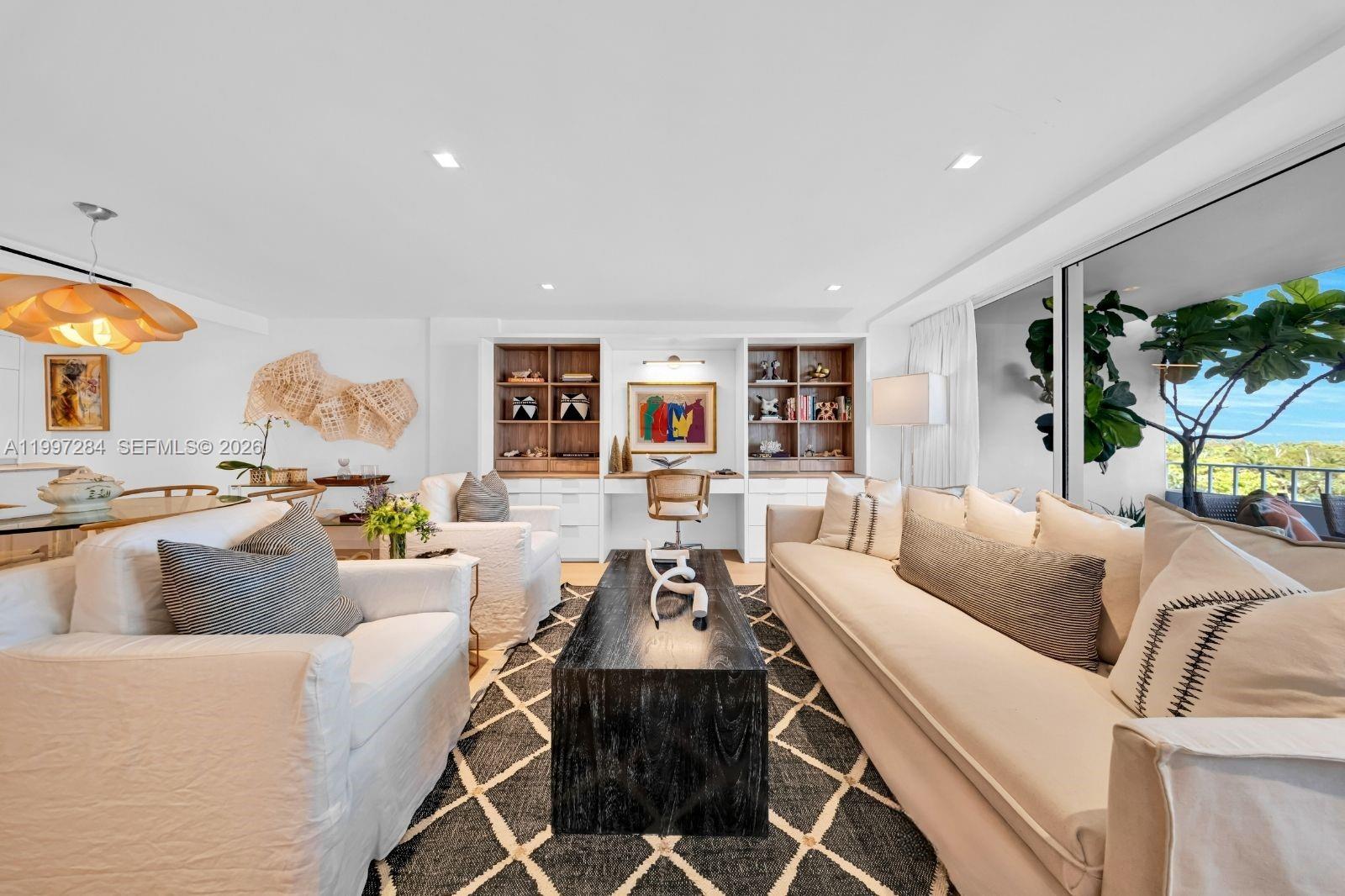 199 Ocean Lane Dr # 602