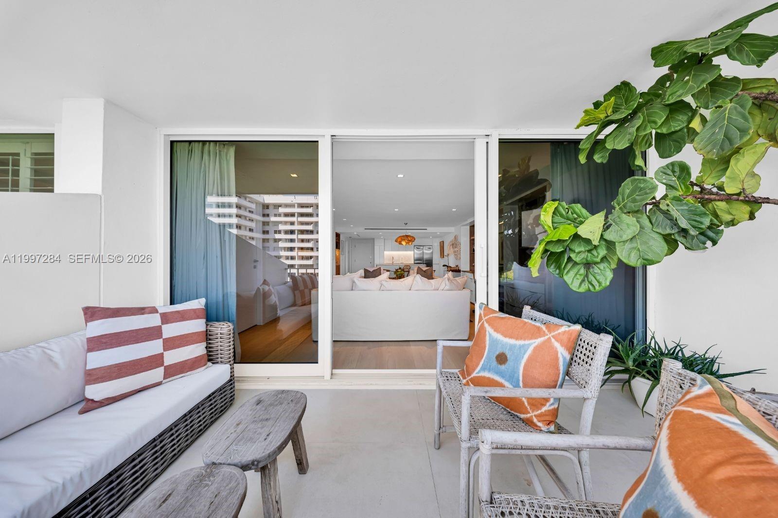 199 Ocean Lane Dr # 602