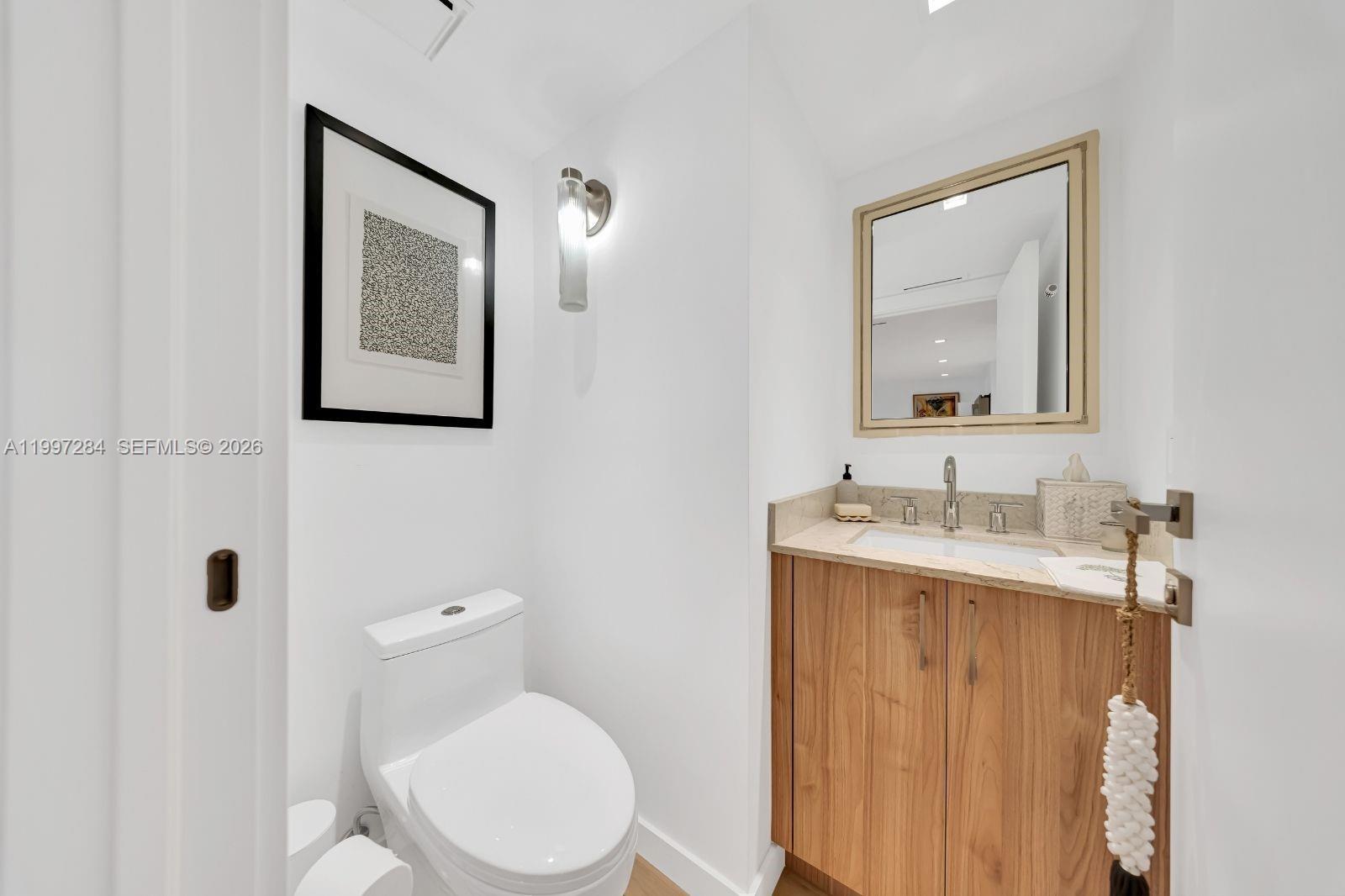 199 Ocean Lane Dr # 602