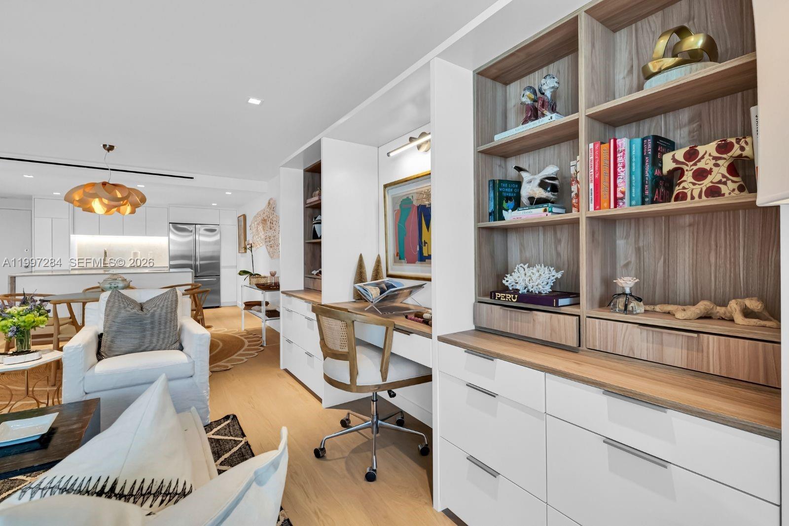 199 Ocean Lane Dr # 602