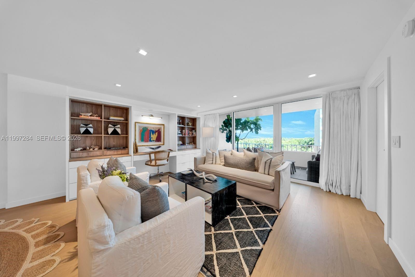 199 Ocean Lane Dr # 602