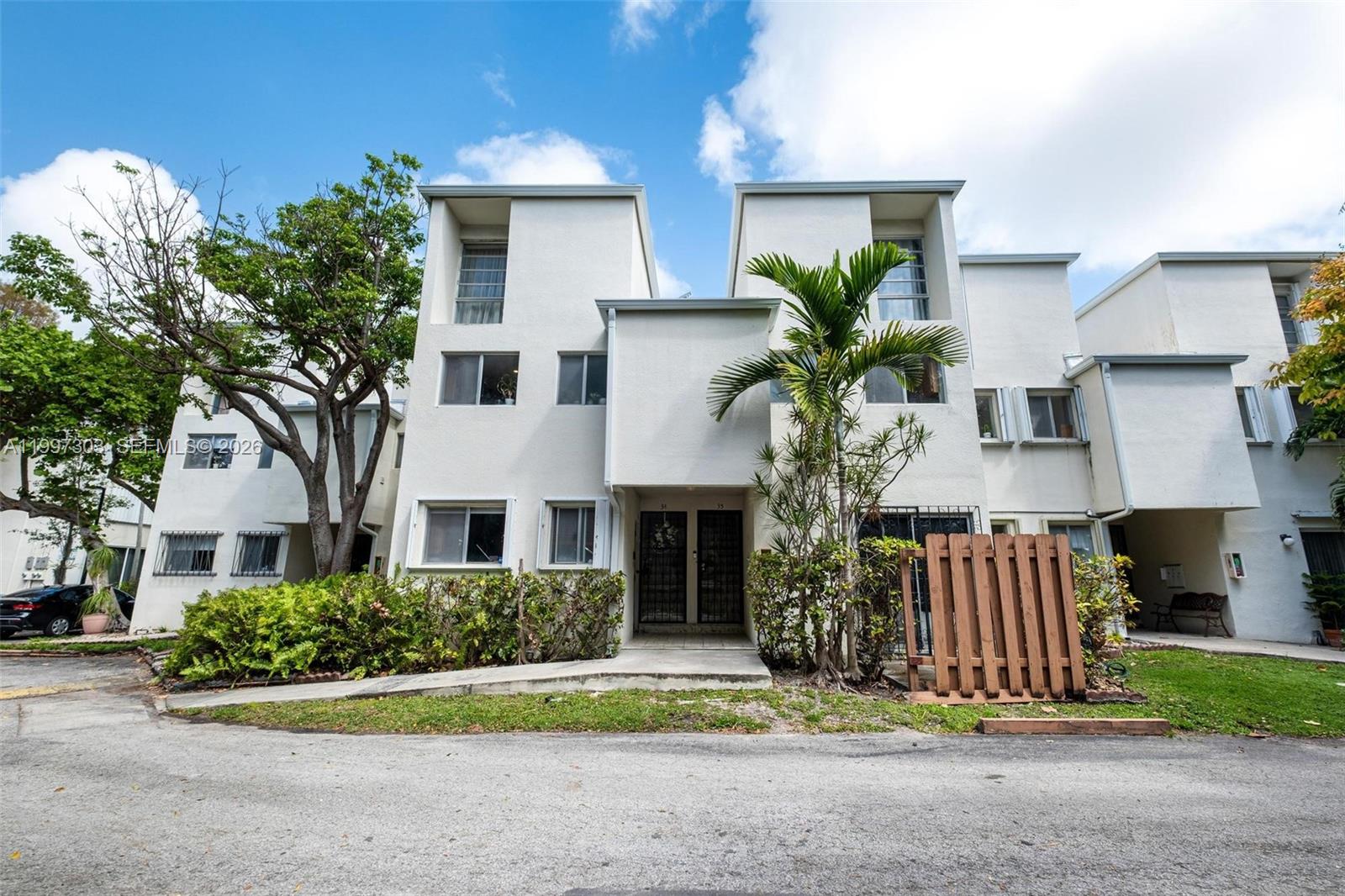 1916 SW 17th Ave # 34