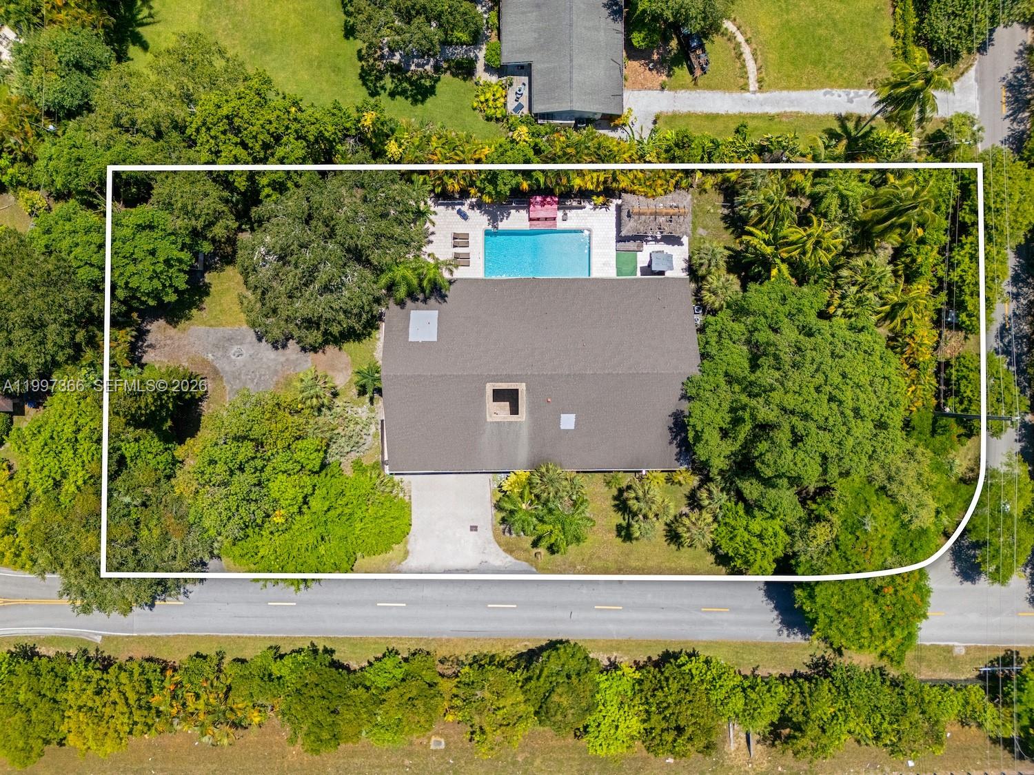 7997 SW 76th Ave