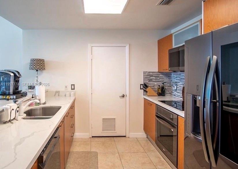 9066 SW 73rd Ct # 806