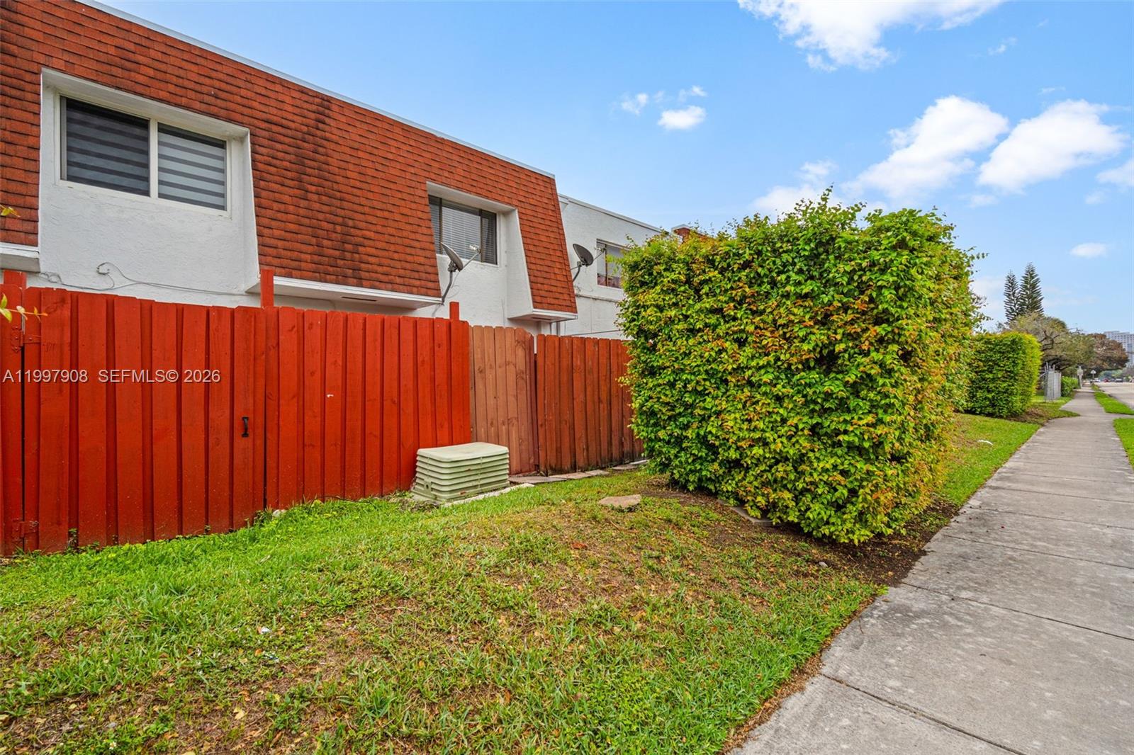 319 NW 109th Ave # 3B