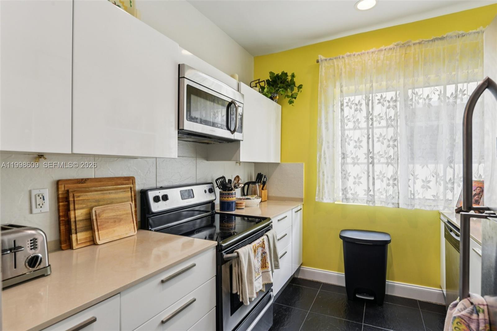 1510 Meridian Ave # 12