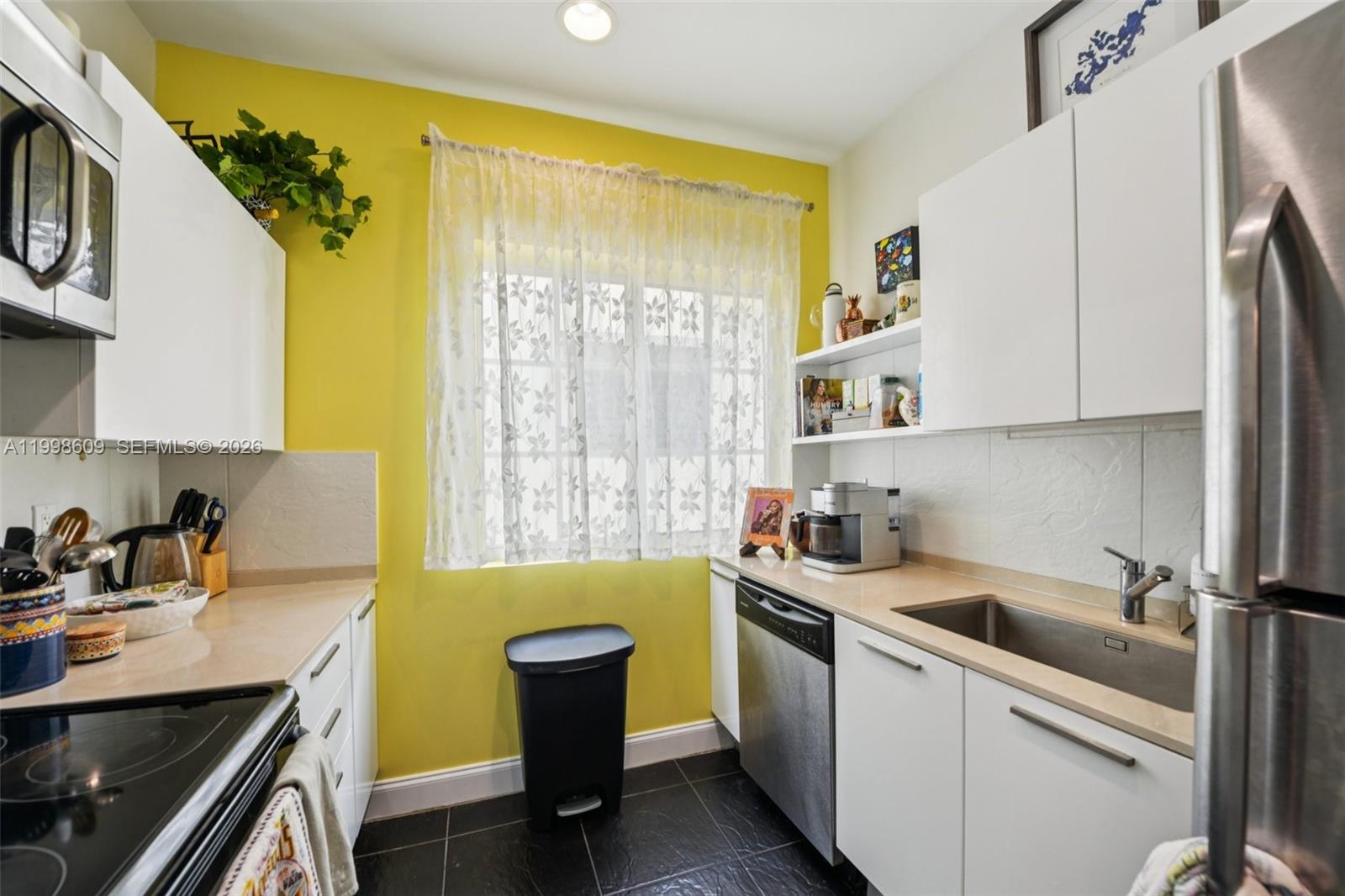 1510 Meridian Ave # 12